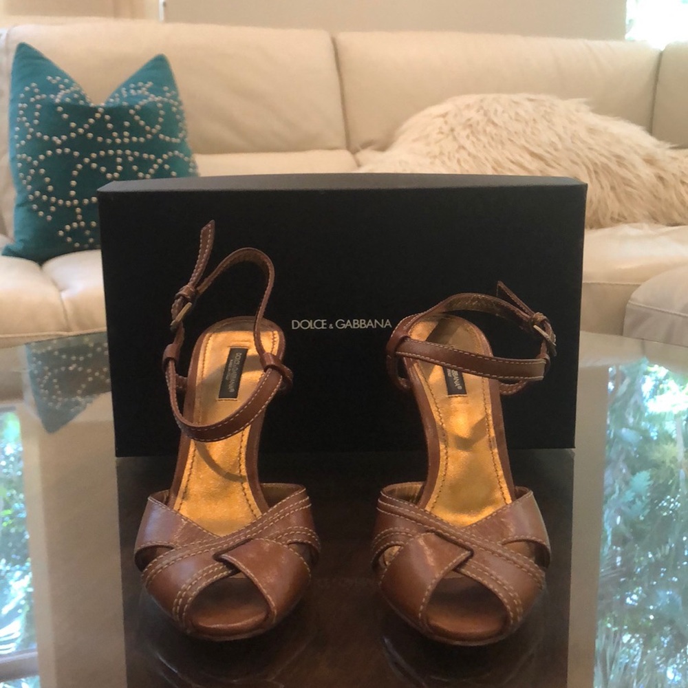Beautiful Vintage Dolce & Gabbana heels